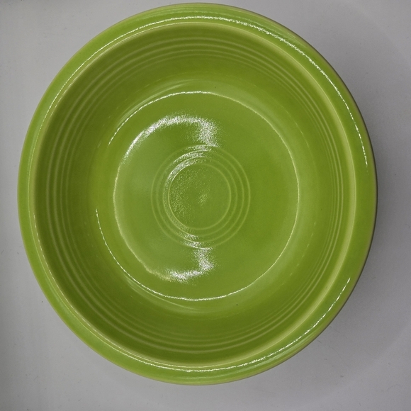 VINTAGE FIESTAWARE Lime 7 inch BOWLS BY HOMER LAUGHLIN MADE IN USA - Picture 2 of 3